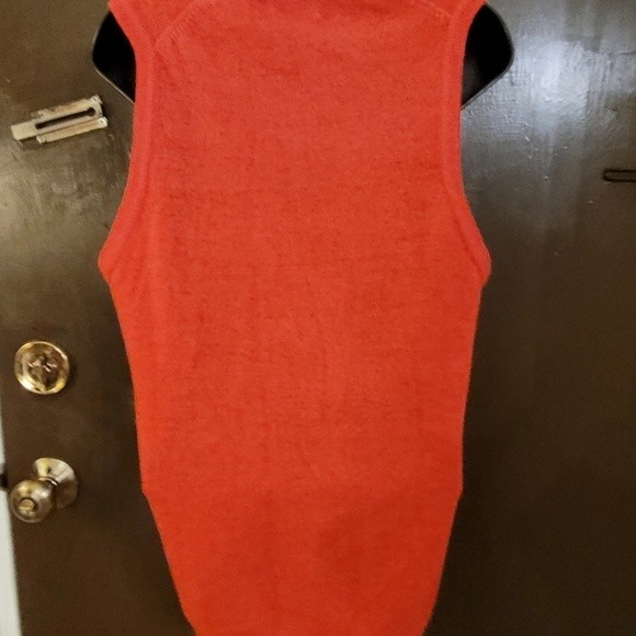 B. Altman Vintage Red Button Up Sweater Vest Size Medium Pockets - Picture 2 of 5